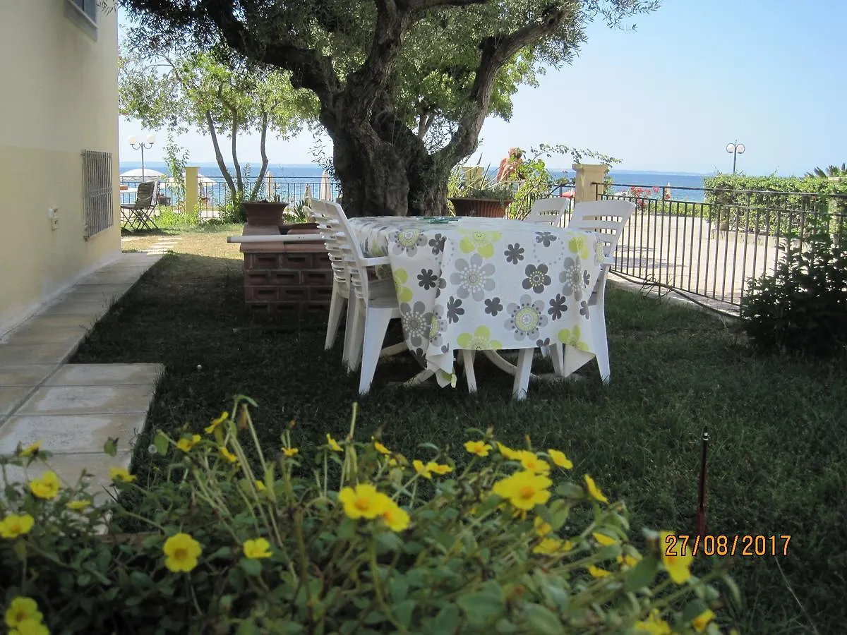 Porto Maria Holiday Home Gerakini